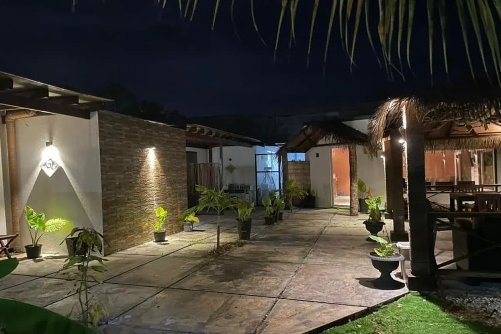 Himeyn Beach Inn Ocho Homes - photo 10