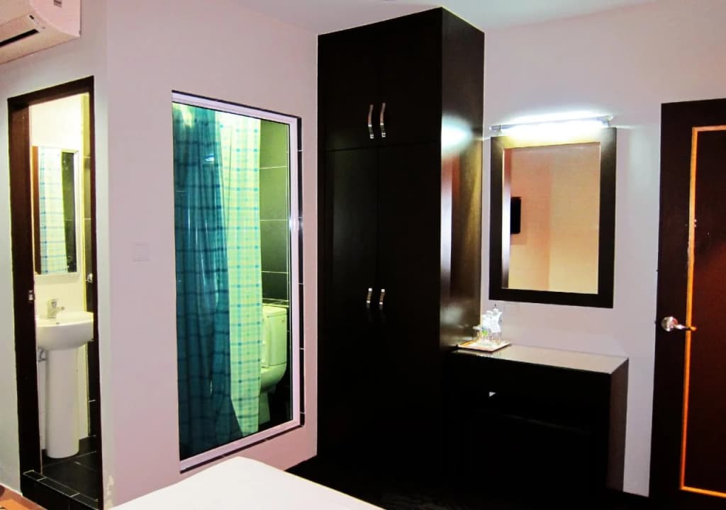Oriental Inn - photo 8
