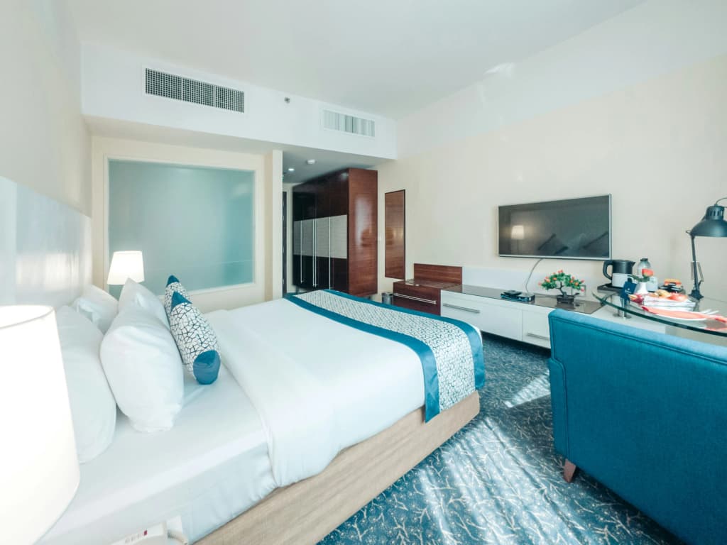 Kingsgate Hotel Abu Dhabi by Millennium - photo 35