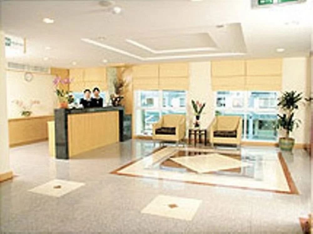 Lumpini Residence Sathorn - photo 2