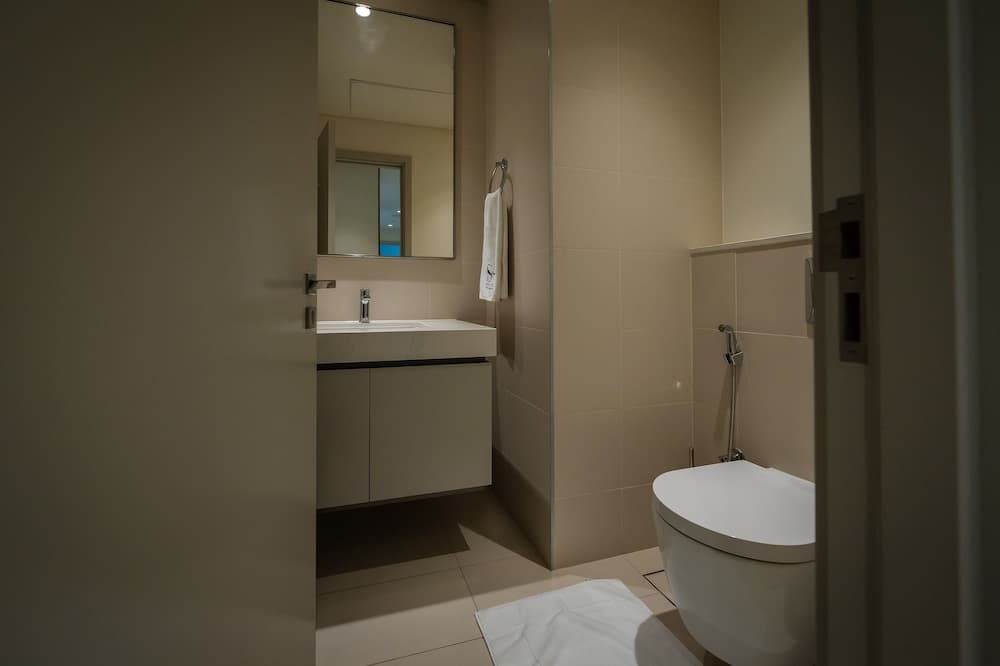 Glamorous 3BR with Marina view - photo 9