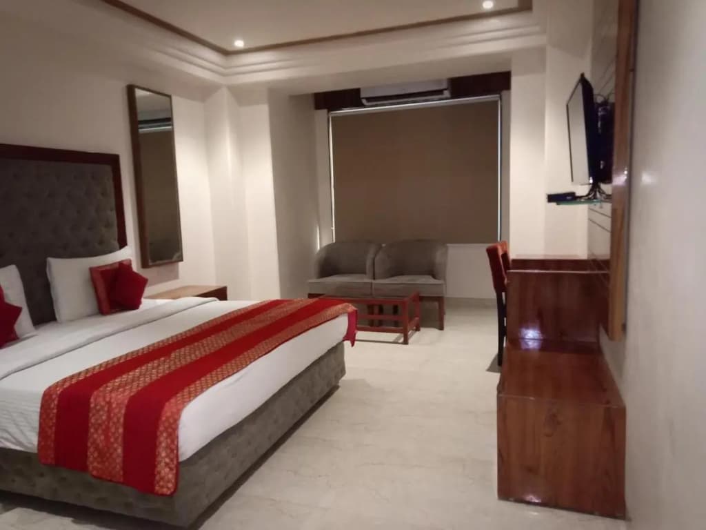 Lavanya Motel - photo 28