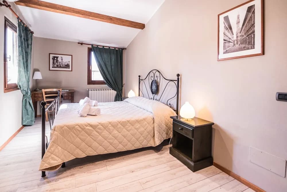 A Few Steps to The Duomo Elegant 2BD Apt - photo 6