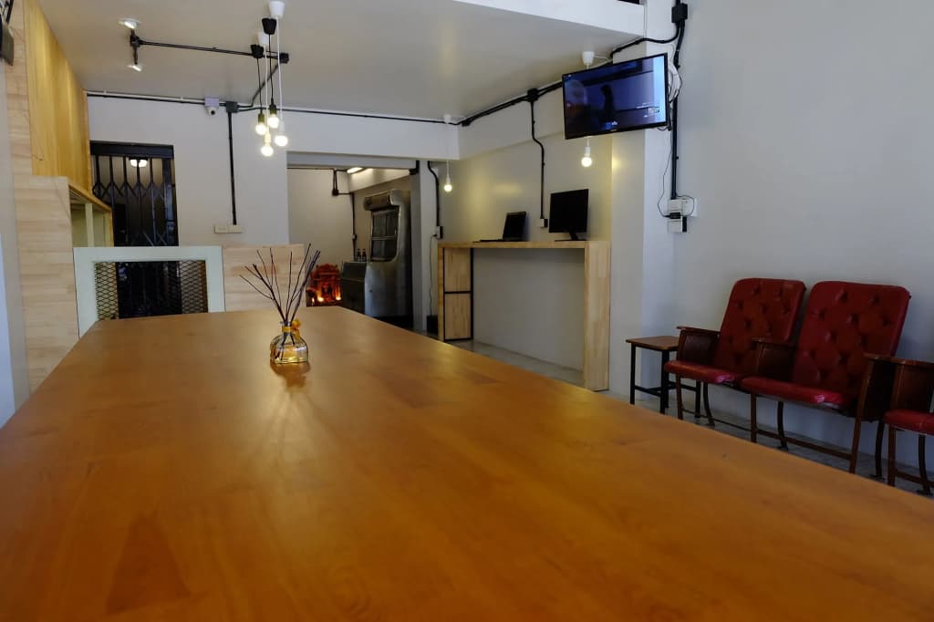 Sleep Owl Hostel - photo 7