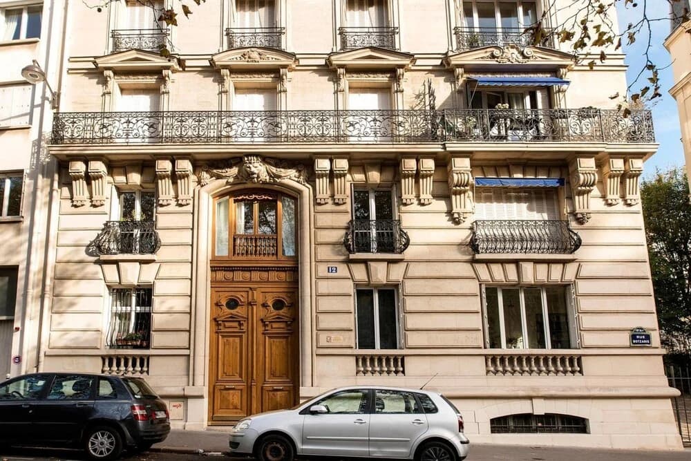 Lovely Mezzanine Apartment Near Buttes Chaumont Park - photo 1
