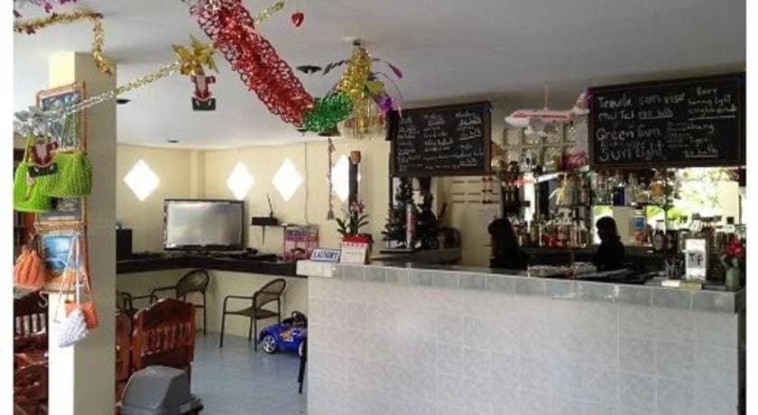 Peter Kamala Guesthouse - photo 17