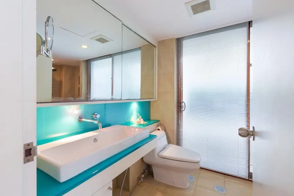 Baan LonSai Beachfront Condominium - photo 8