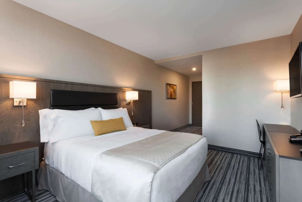 Wyndham Garden Laguardia South - photo 3