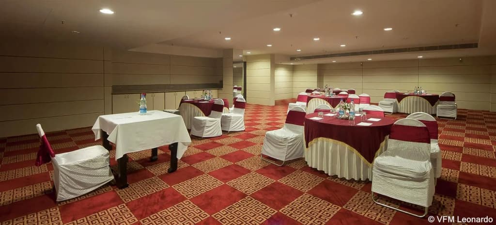 Hotel S K Crown Park - photo 3