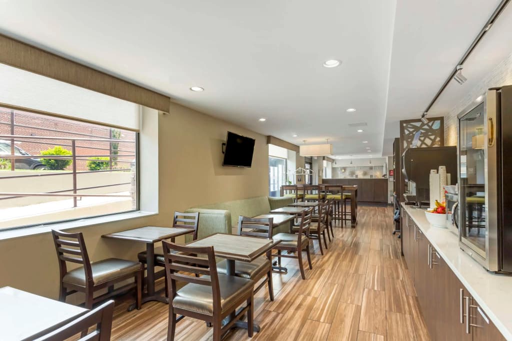 Best Western Brooklyn-Coney Island Inn - photo 24