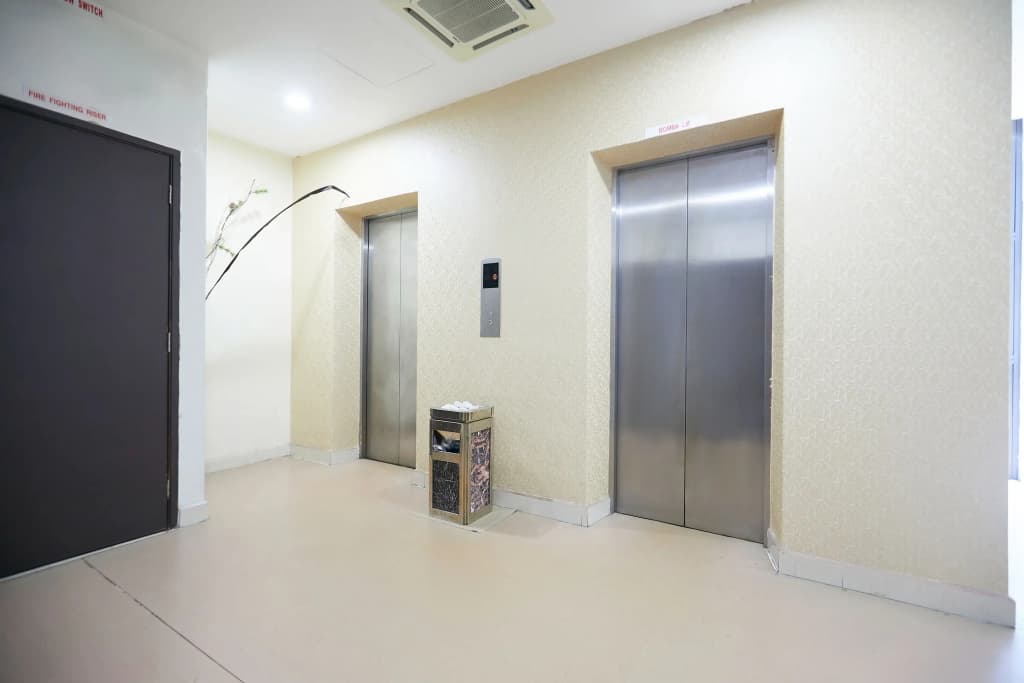 Dolphin Hotel, Chow Kit Kuala Lumpur - photo 18