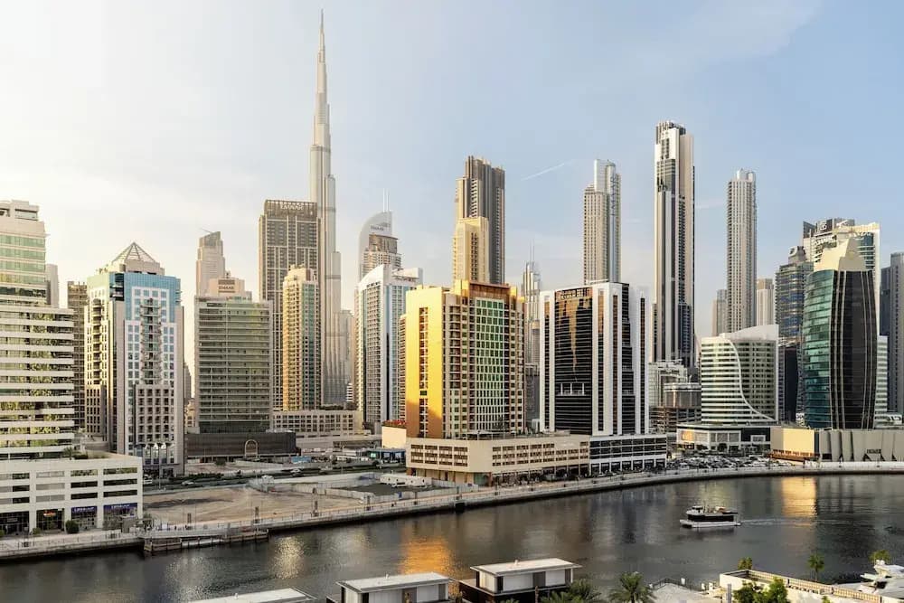 Waves - Elegant Studio Retreat in Dubai’s Business Bay - photo 27