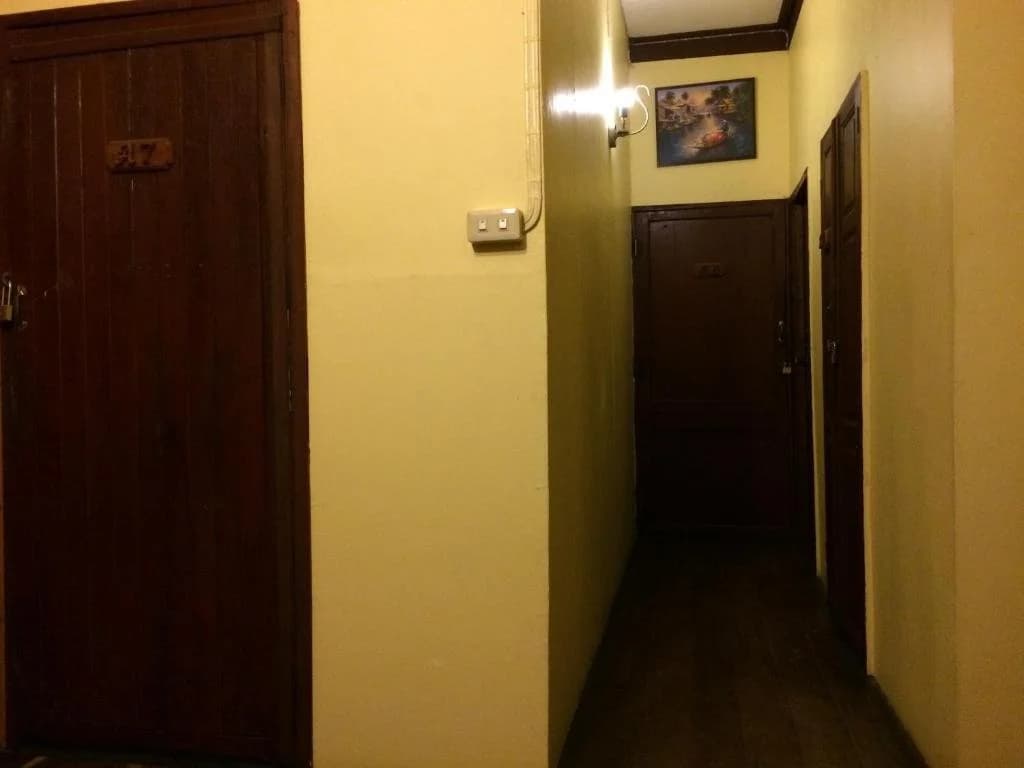 Bluefin Guesthouse - photo 8