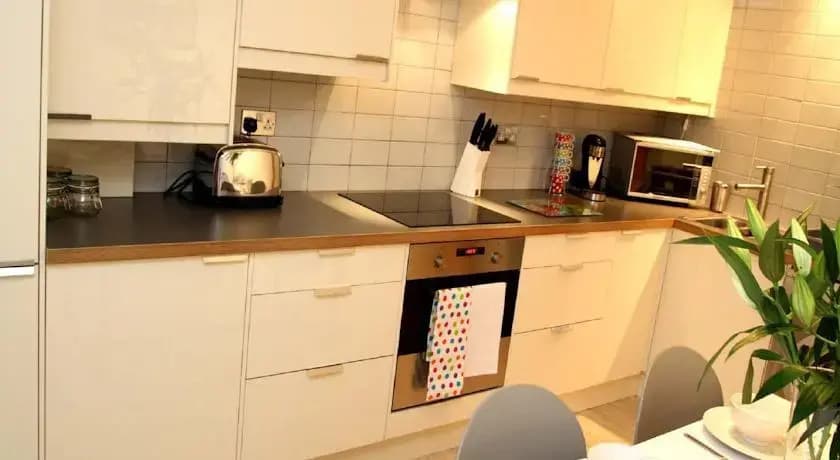 Blackfriars Apartment - photo 6