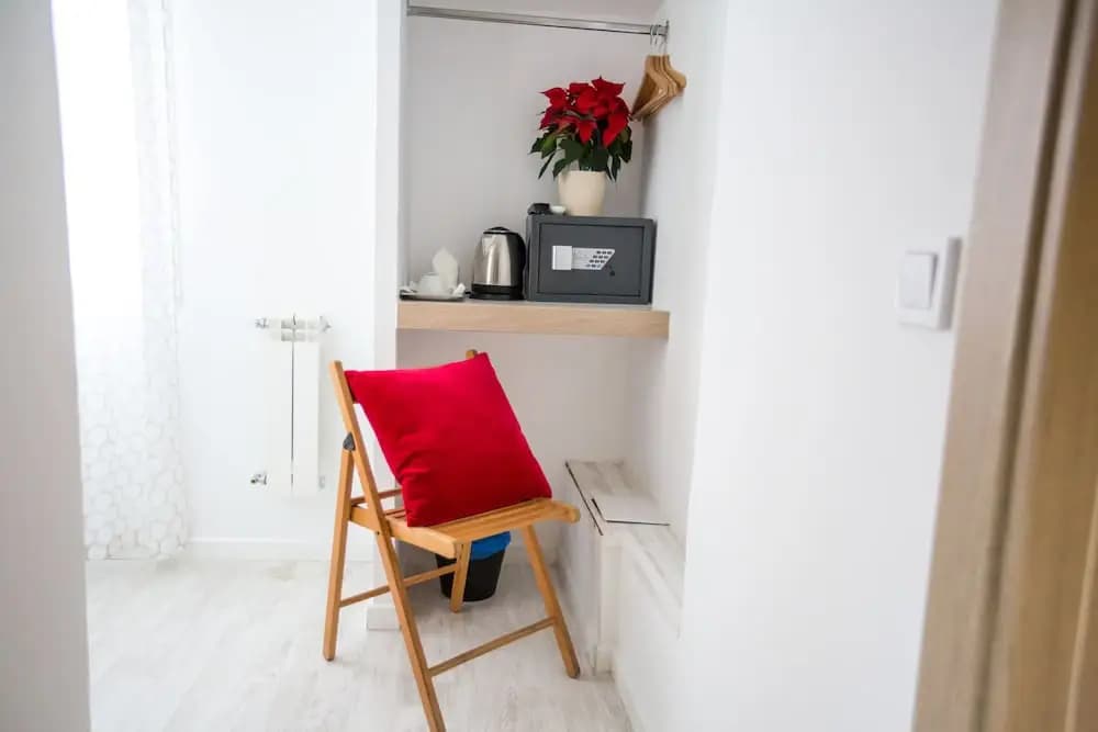 Hostal Adis - photo 4