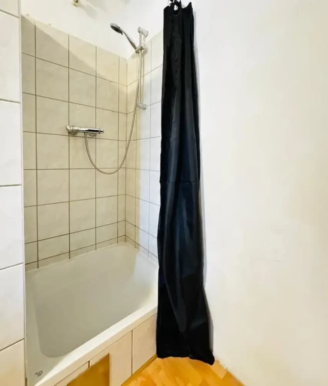 Bright 1BR Apartment Near Augarten - photo 19