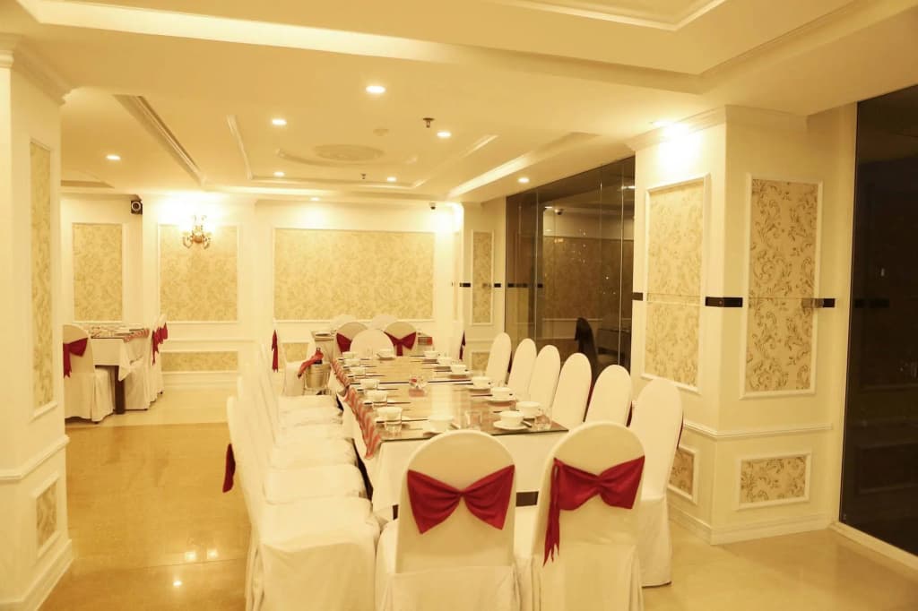 Jay Grand Hotel - photo 15