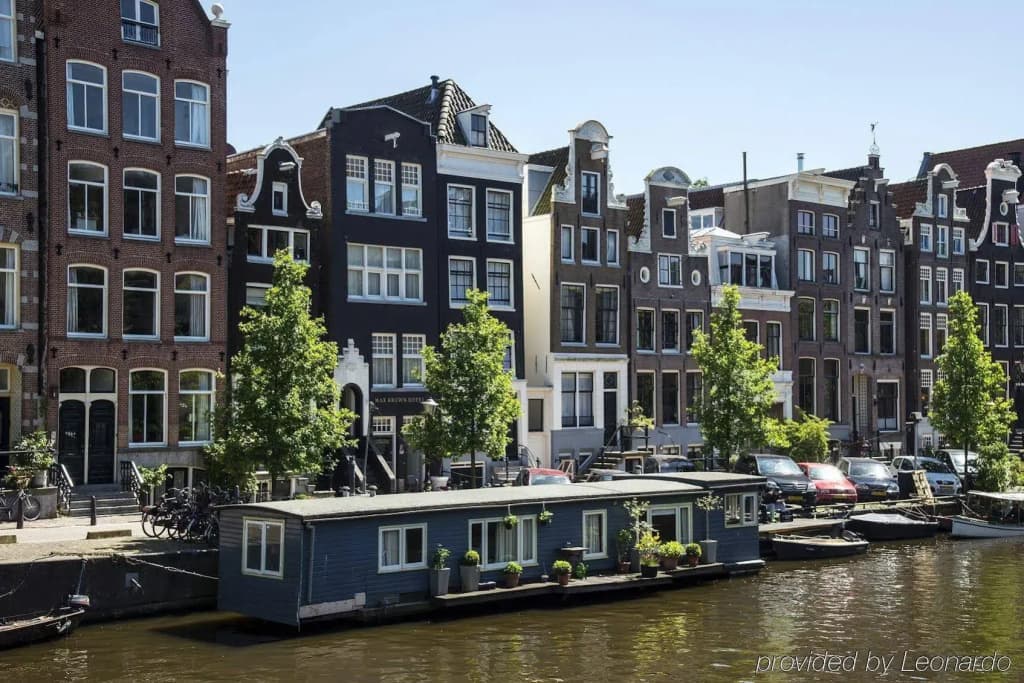 Max Brown Hotel Canal District, part of Sircle Collection - photo 16