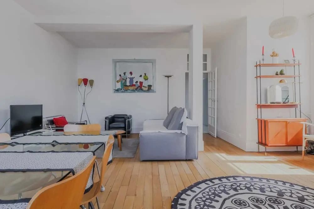 Magnificent Apartment- 2br/4p- Near Sacre-coeur - photo 6