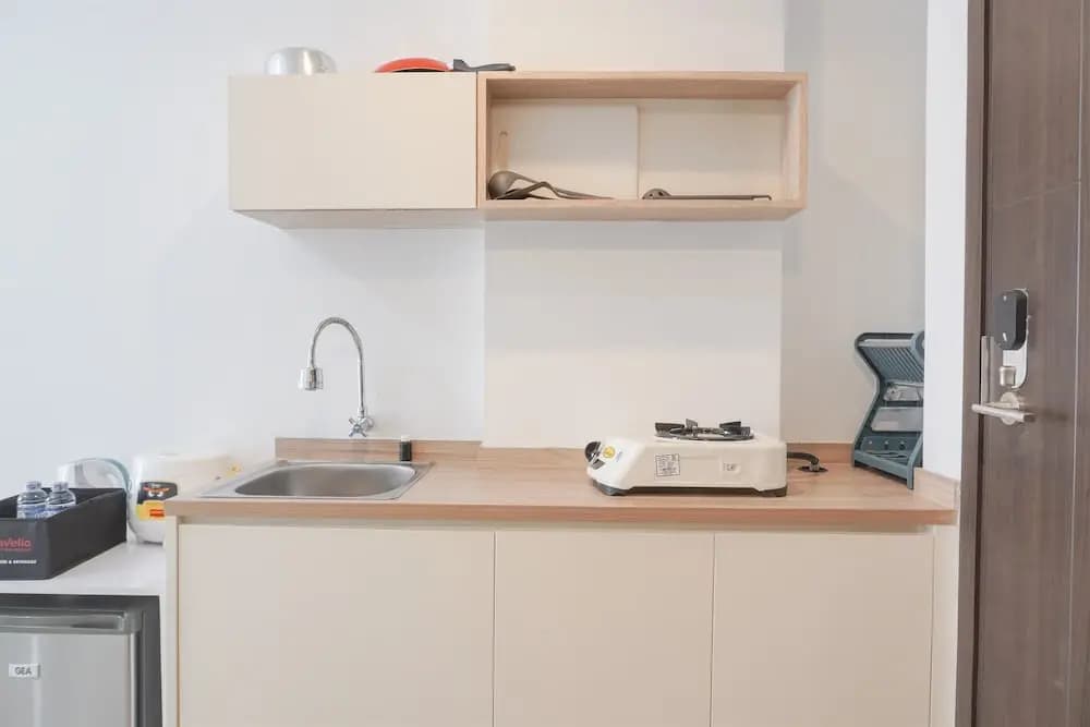 Modern Look Studio Room At Citra Living Apartment - photo 14