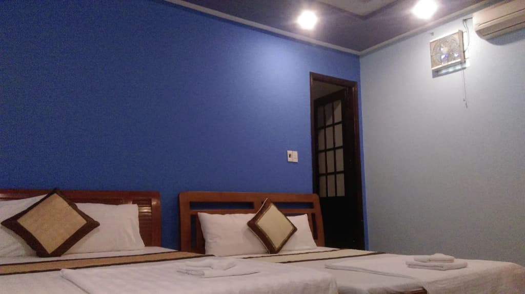 Honey Hotel - photo 6