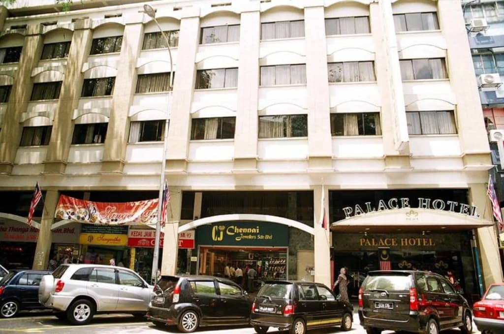 Palace Hotel - main photo