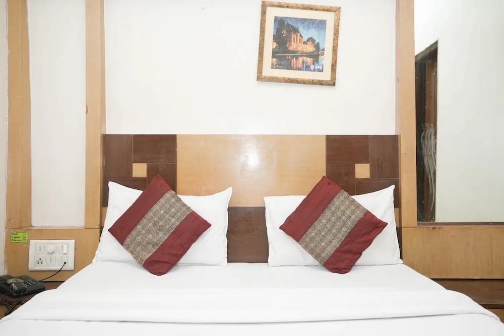 Hotel Sai Dham International - photo 23