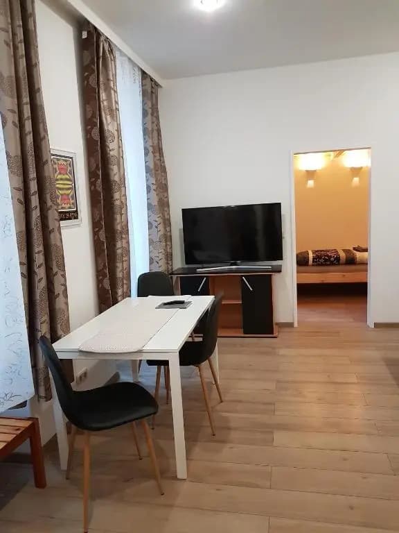 Gerald`s Apartment 5 - photo 3