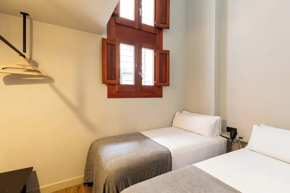 Uma Suites Barceloneta Beach - photo 2