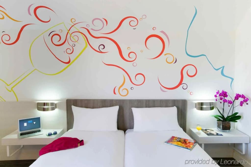 Hotel ibis Styles Madrid Prado - photo 7