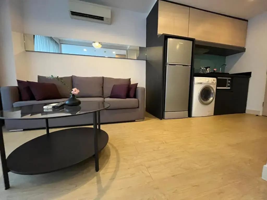 Arize Hotel Sukhumvit - photo 32