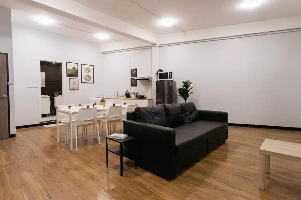 U3 Large 2 Bedroom Full Kitchen Near BTS Udomsuk - photo 19