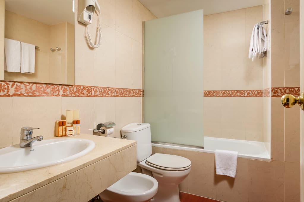Sunotel Aston - photo 42