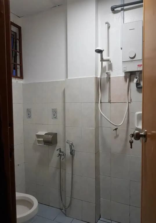 Anjung Apartment 3BR 1 - photo 6