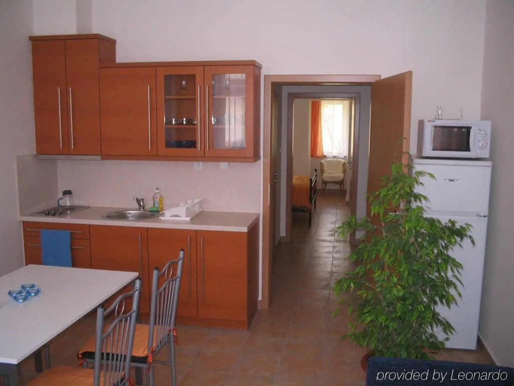 Aparthotel City 5 - photo 10