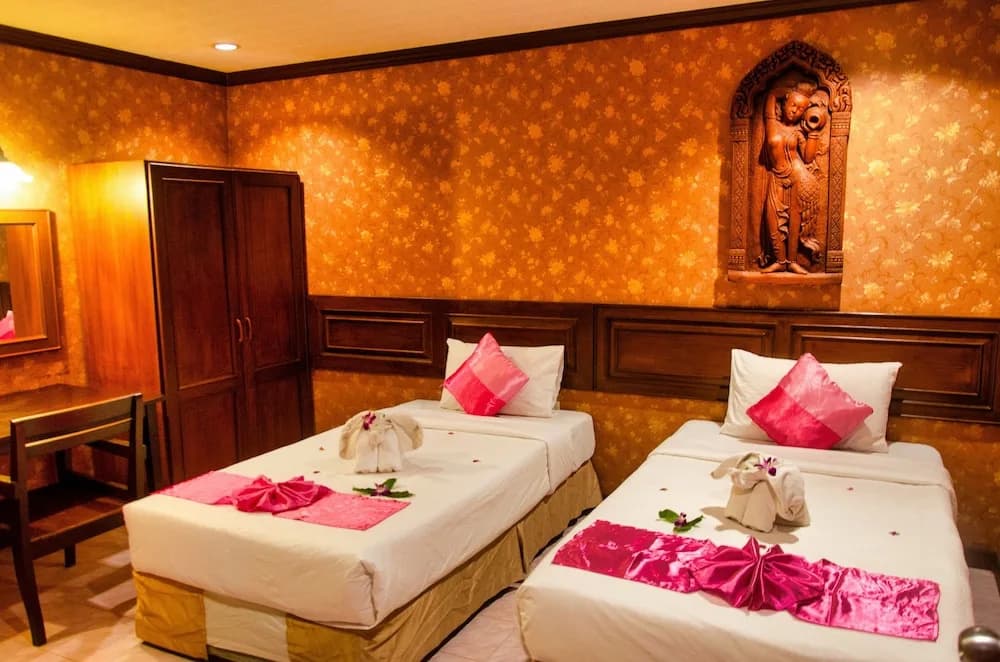 Diva Patong Hotel - photo 12