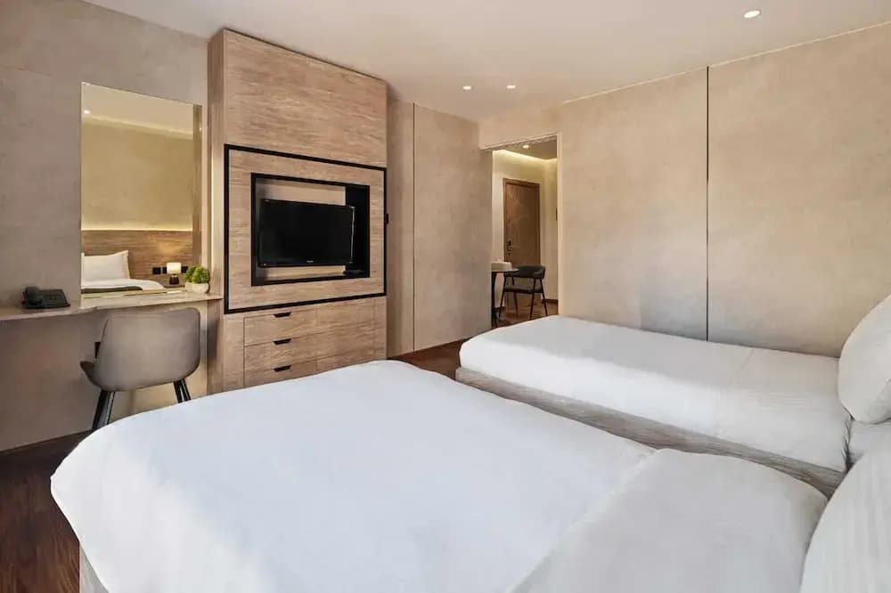 Regency Inn - photo 4