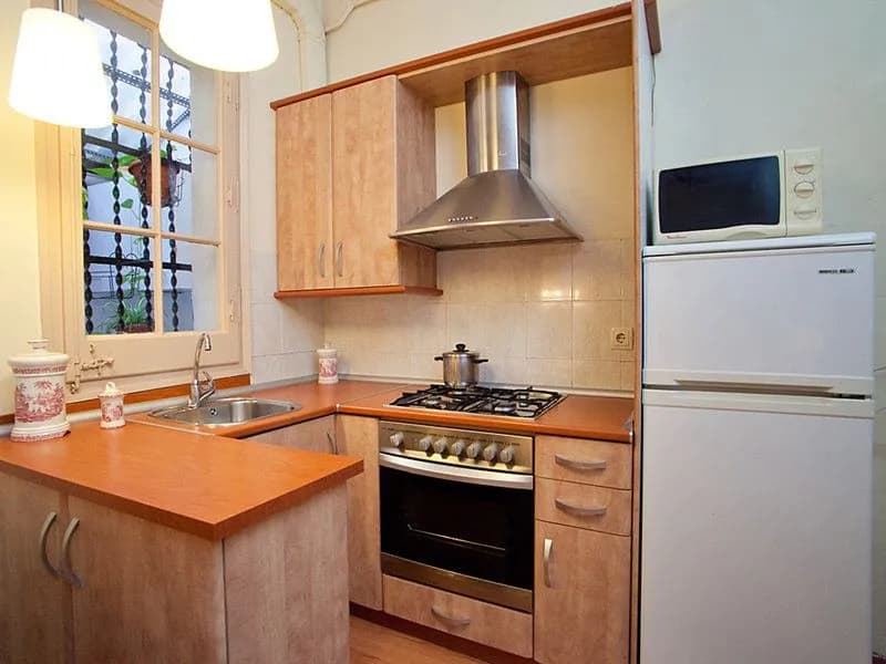 Gracia Torrijos - One Bedroom - photo 11
