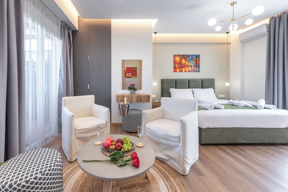 Acropolis Divine Apartments - photo 5
