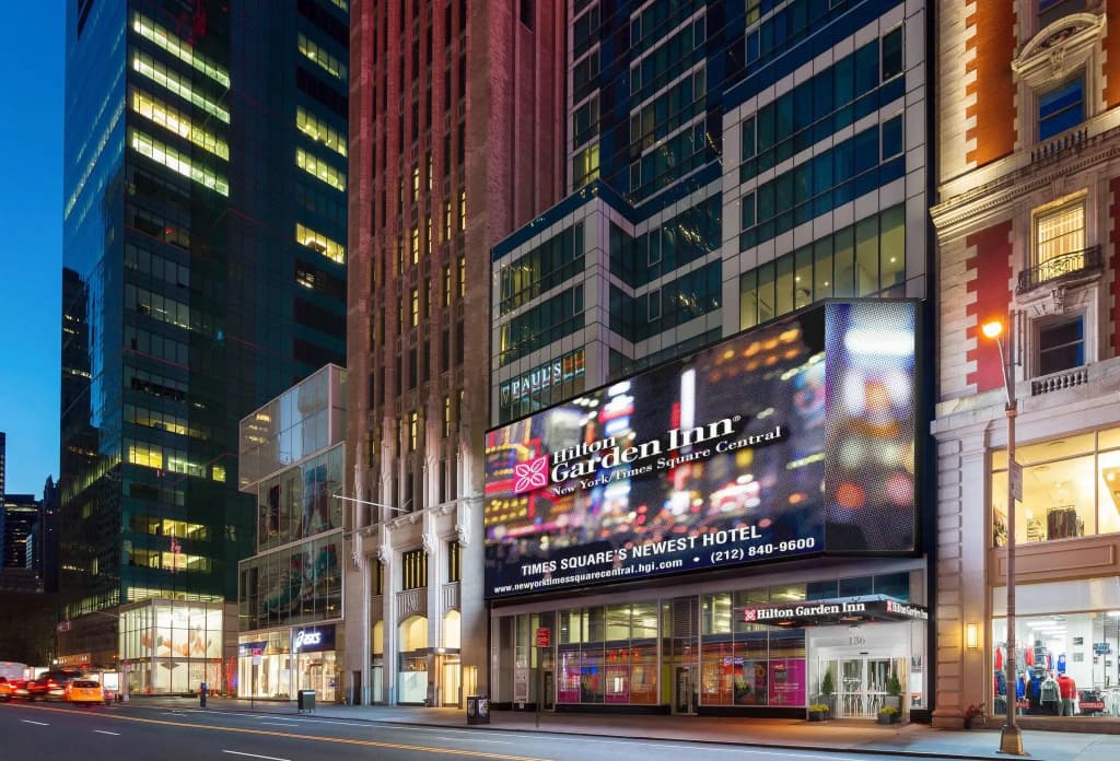 Hilton Garden Inn New York/Times Square Central - main photo