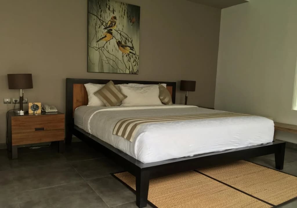 Zoe Villa - main photo