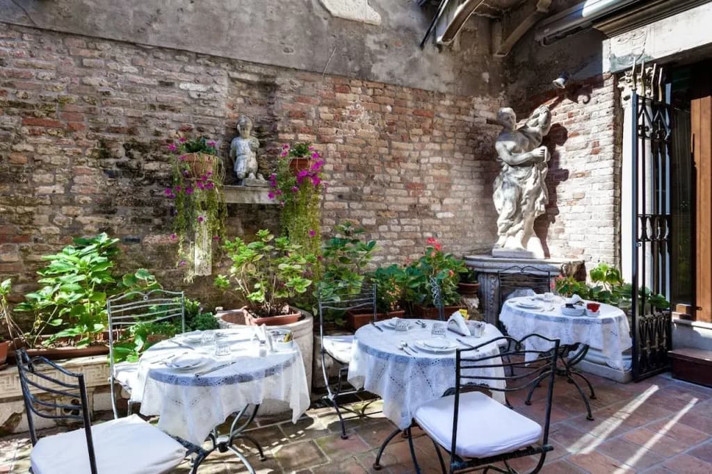 Hotel Al Ponte Mocenigo - photo 17
