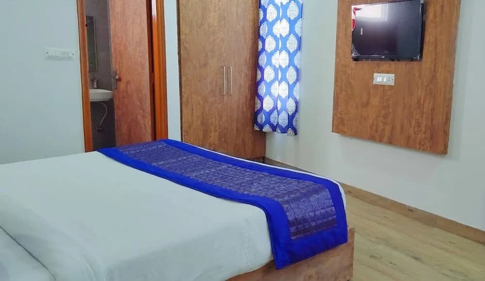 Hotel LA Pearl Inn - photo 16