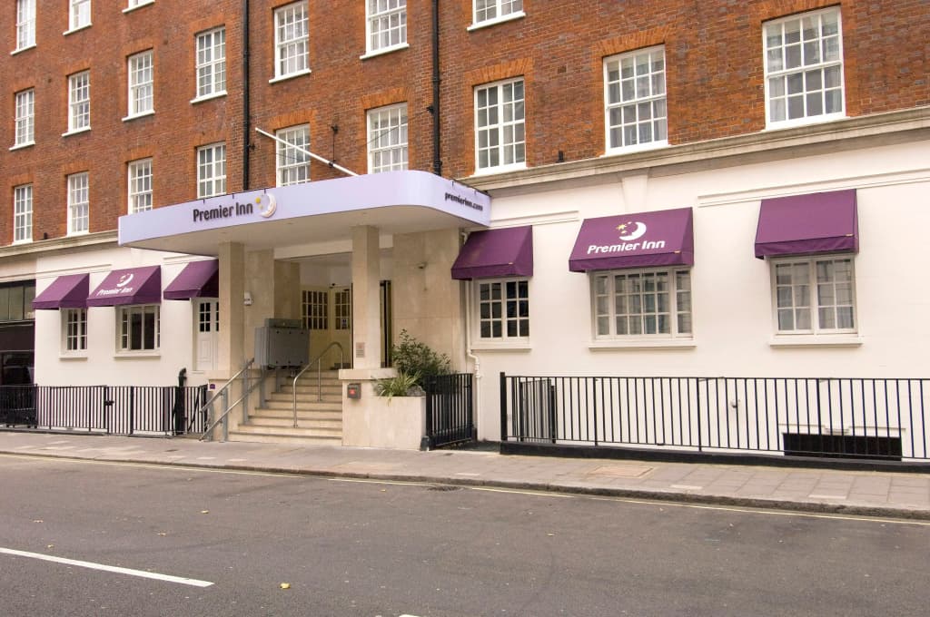 Premier Inn London Victoria - photo 24