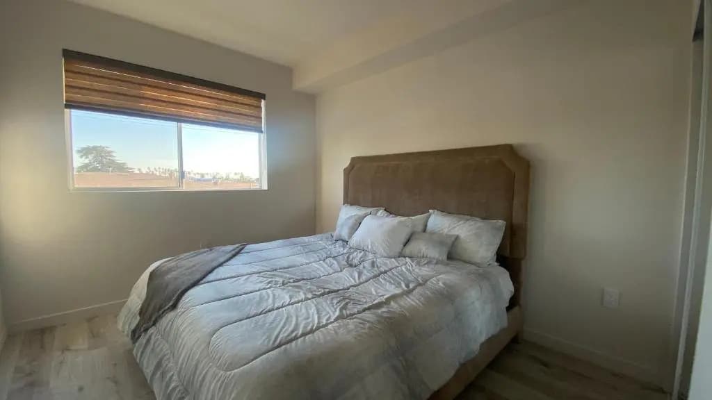 Gorgeous View 2bd 2ba Apartment in Hollywood - photo 5