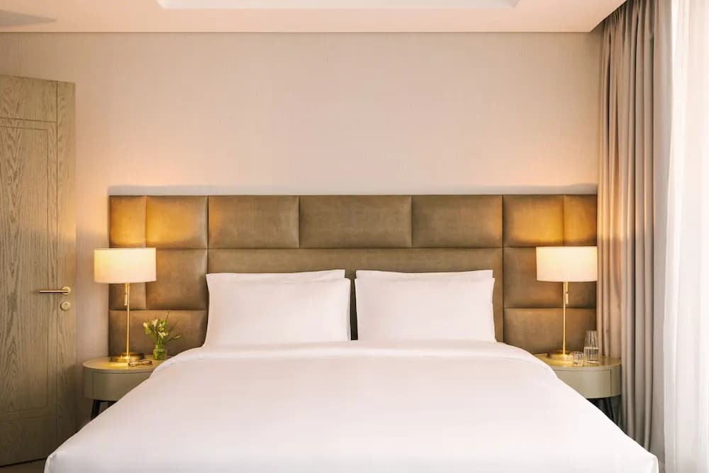 Aura Suites - photo 3