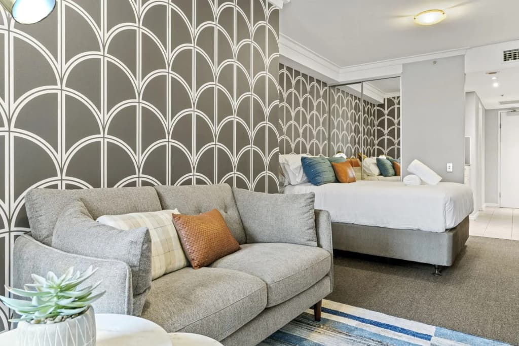 Modern City Abode - photo 4