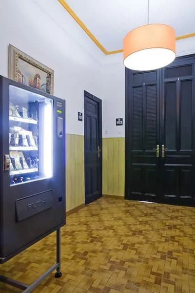 12 Rooms Hostal - photo 12