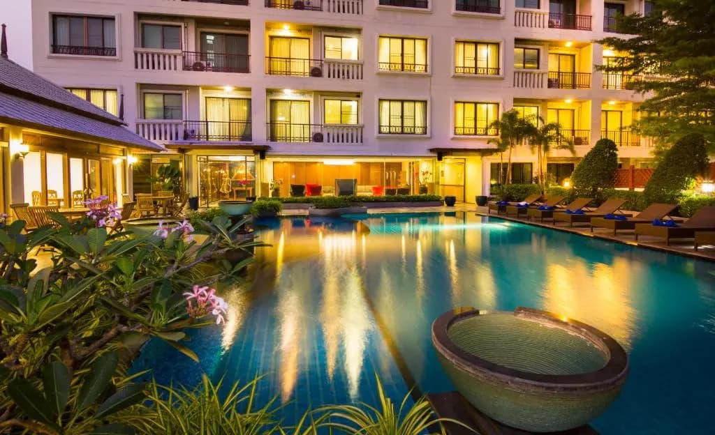 Lasalle Suites Hotel & Residence - photo 29