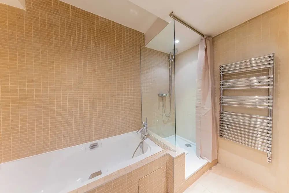 Cozy Apartment ac. Balcony - 1br/4p - Eiffel Tower - photo 5